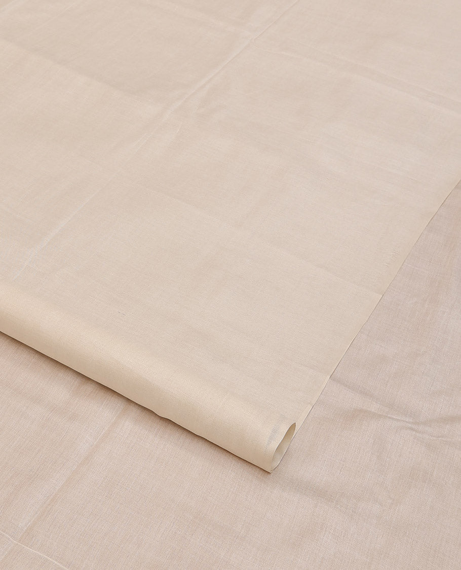 Borderless enthralling white plain saree