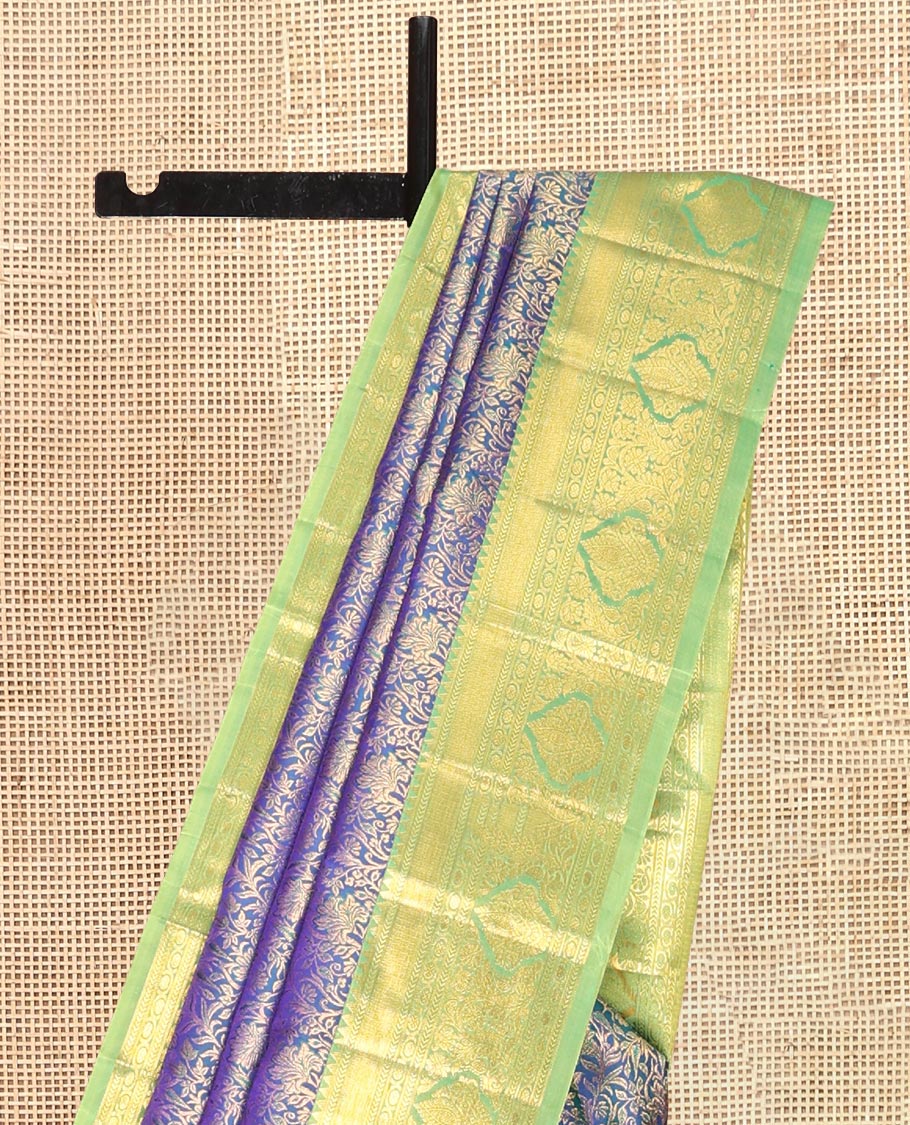 Blue Kanchipuram Wedding Silk Saree, Adorned with Floral Jaal Jacquard Design, a Contrast Border of Rekku, Kathir, and Kodi Visiry Design, Jaal Pallu, and a Contrast Blouse