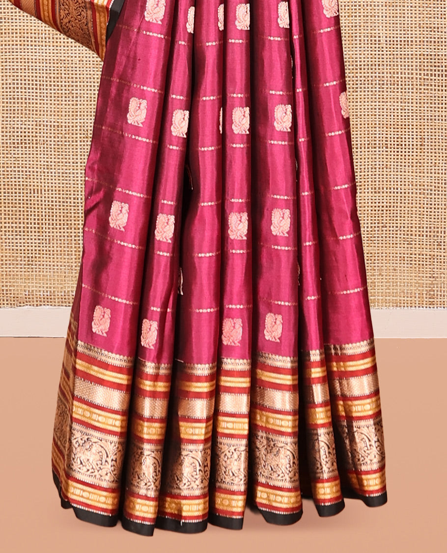Majenta Striped-Mayil Buttas Vasundhara Silksaree, Contrast Border of Mayil Kann, Mayil, and Yaali, Jaal Pallu, and a Contrast Blouse