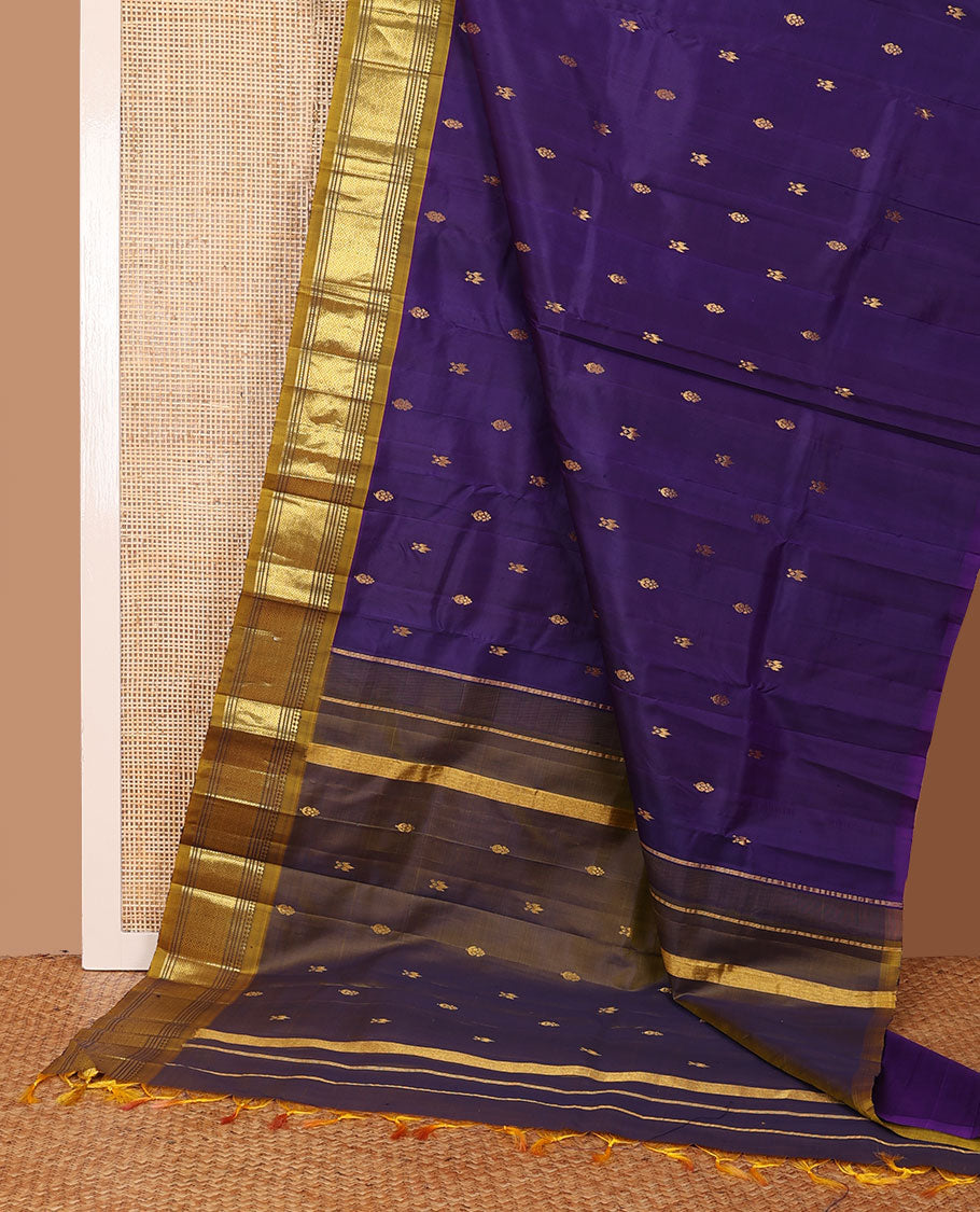 Blue zari buttas Kanchipuram silk saree, contrast one-sided border of panner sombu,banaras,muthu & mayil kann & zari design pallu