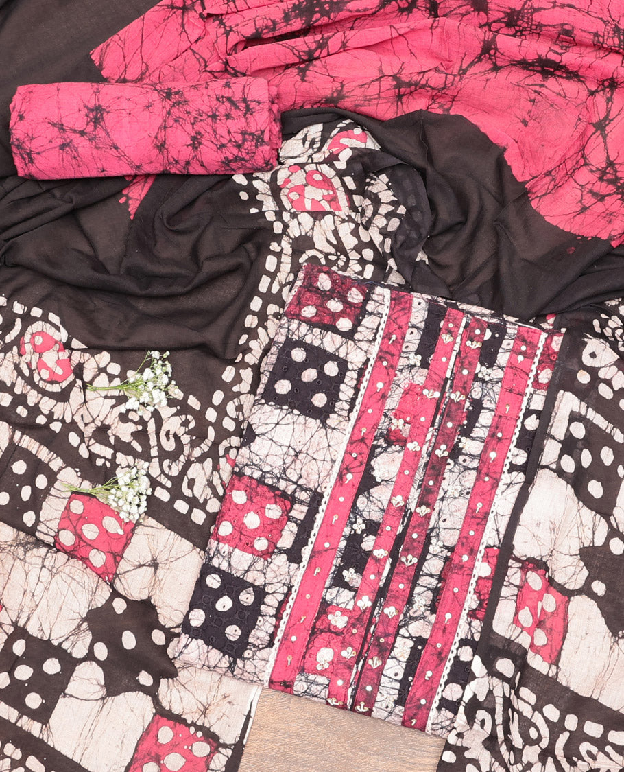 Black-Pink Cotton Material Churidar Set, Accentuated with Batik-Printed Top, Contrast Batik Bottom, and a Batik-Printed Dupatta