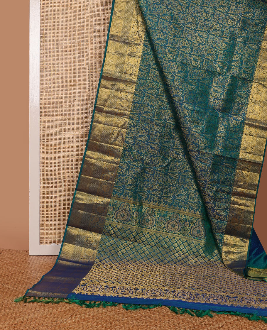 Blue jacquard wedding silk saree, zari-rich jaal pallu & zari border of rekku,muthu,mayil kann, ara maadam & kodi visiry
