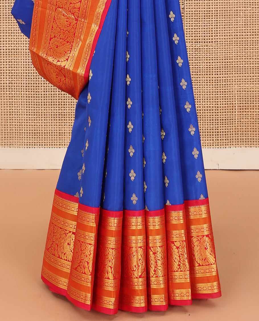 Blue zari buttas Bangalore silk saree, contrast zari border of traditional designs, and circle patterned pallu