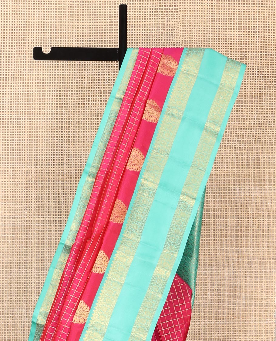 Pink Vasundhara Silk Saree, Masterfully Woven with Muthu Checks and Manga Buttas All Over Its Body, Complemented by a Contrast Rettai Pettu Border of Rekku, and Kodi Visiry Designs, Grand Pallu, and Paired with a Contrast Blouse