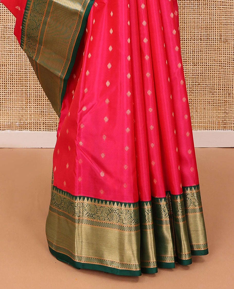 Red zari buttas silk saree, contrast border of rekku,muthu, kodi visiry & vanki, & scallop pallu