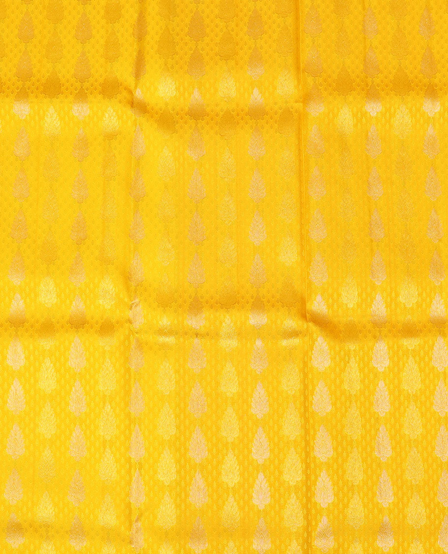 Yellow pure silk half-saree, zari buttas skirt, contrast border & blouse of manga,Muthu,kuthirai, rudraksha,yaanai & mayil & zari design dhavani