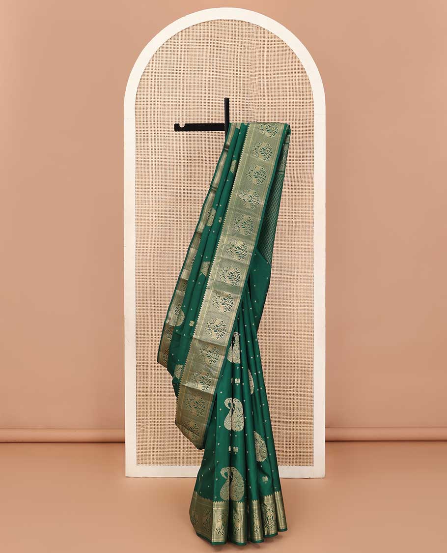 Green zari buttas silk saree, zari border of thilakam mokku, muthu, kathir, ara maadam, and yaanai, and jaal pallu