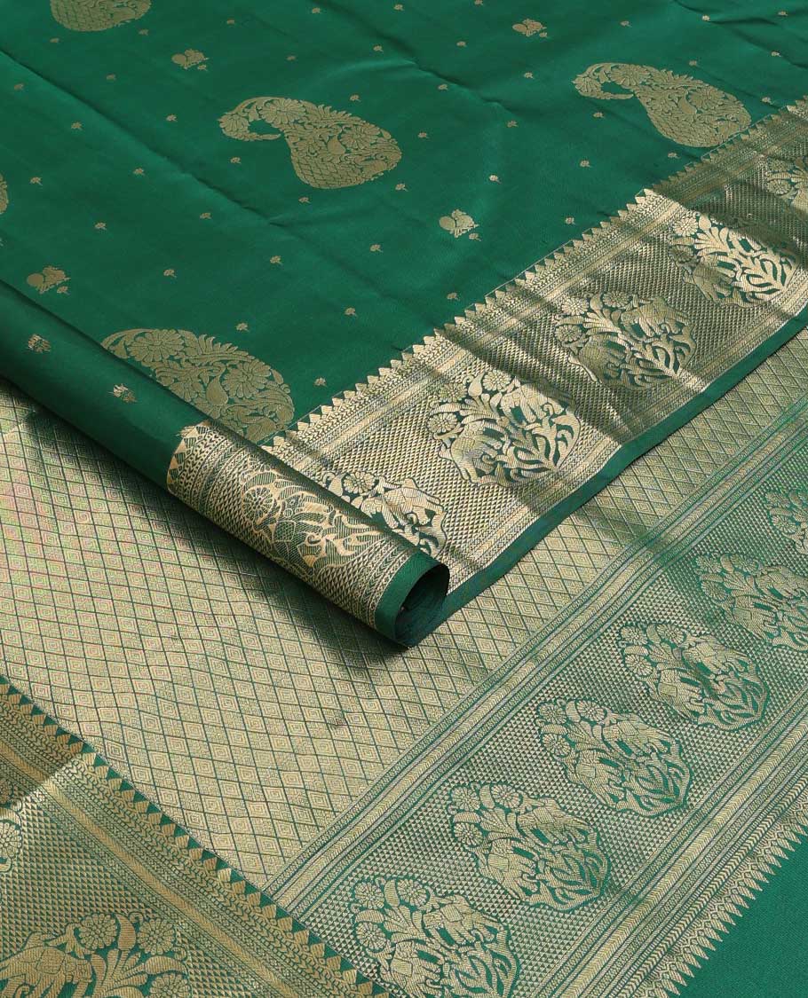 Green zari buttas silk saree, zari border of thilakam mokku, muthu, kathir, ara maadam, and yaanai, and jaal pallu
