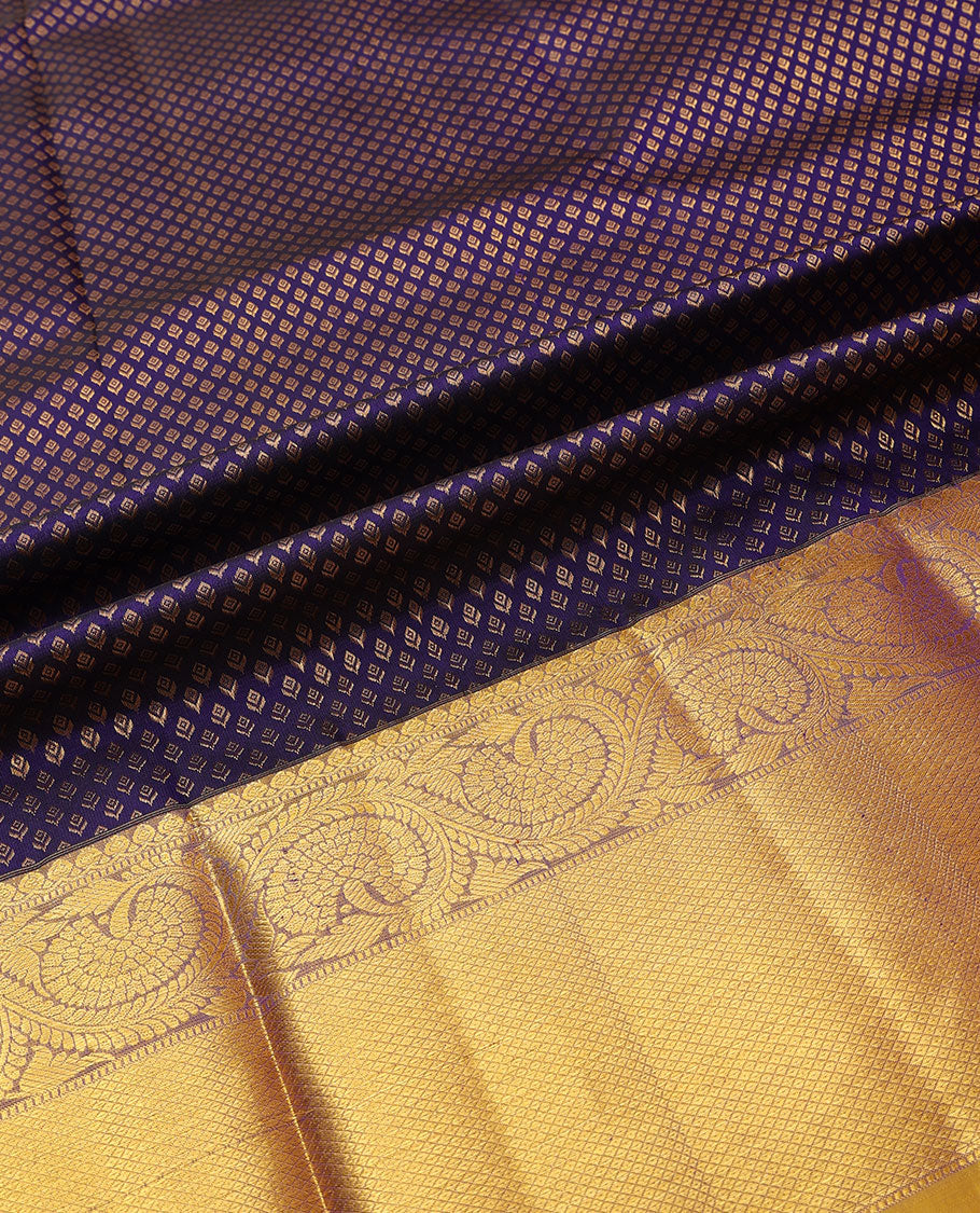 Blue zari buttas pure silk half-saree, contrast border & blouse of thilakam mokku,muthu,mayil kann & dhavana kodi design, intricate zari woven dhavani
