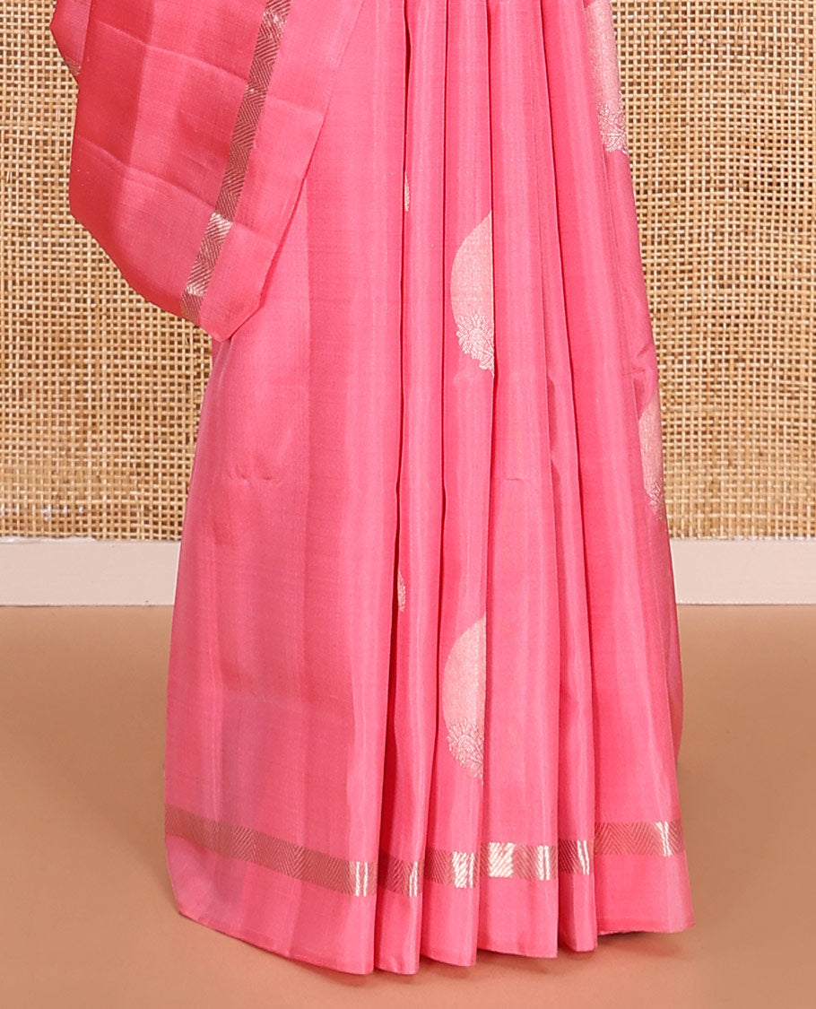 Pink zari buttas soft silk saree, zari vanki kal erangina border, and pallu of vanki designs