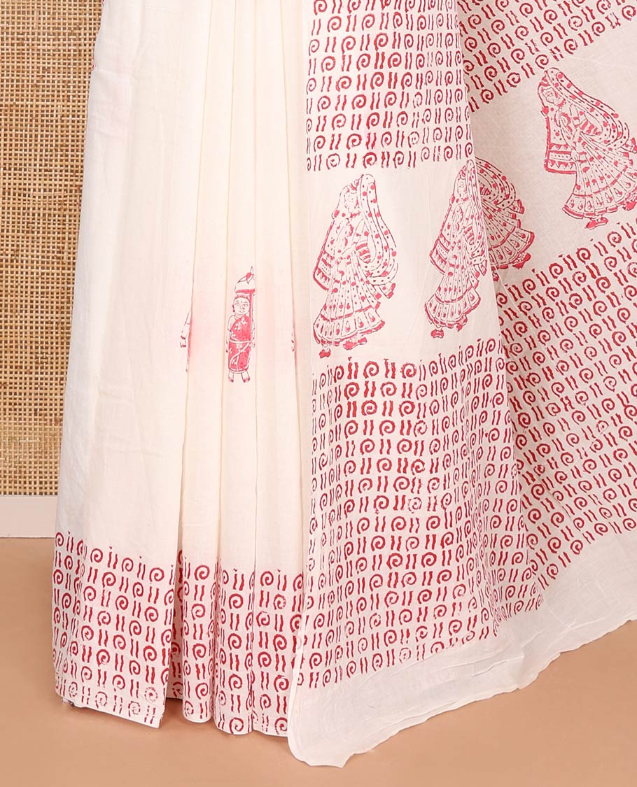 Cream Chandrakala Kalamkari block printed mul cotton saree, unique motifs hand block printed border, printed pallu, and a matching blouse