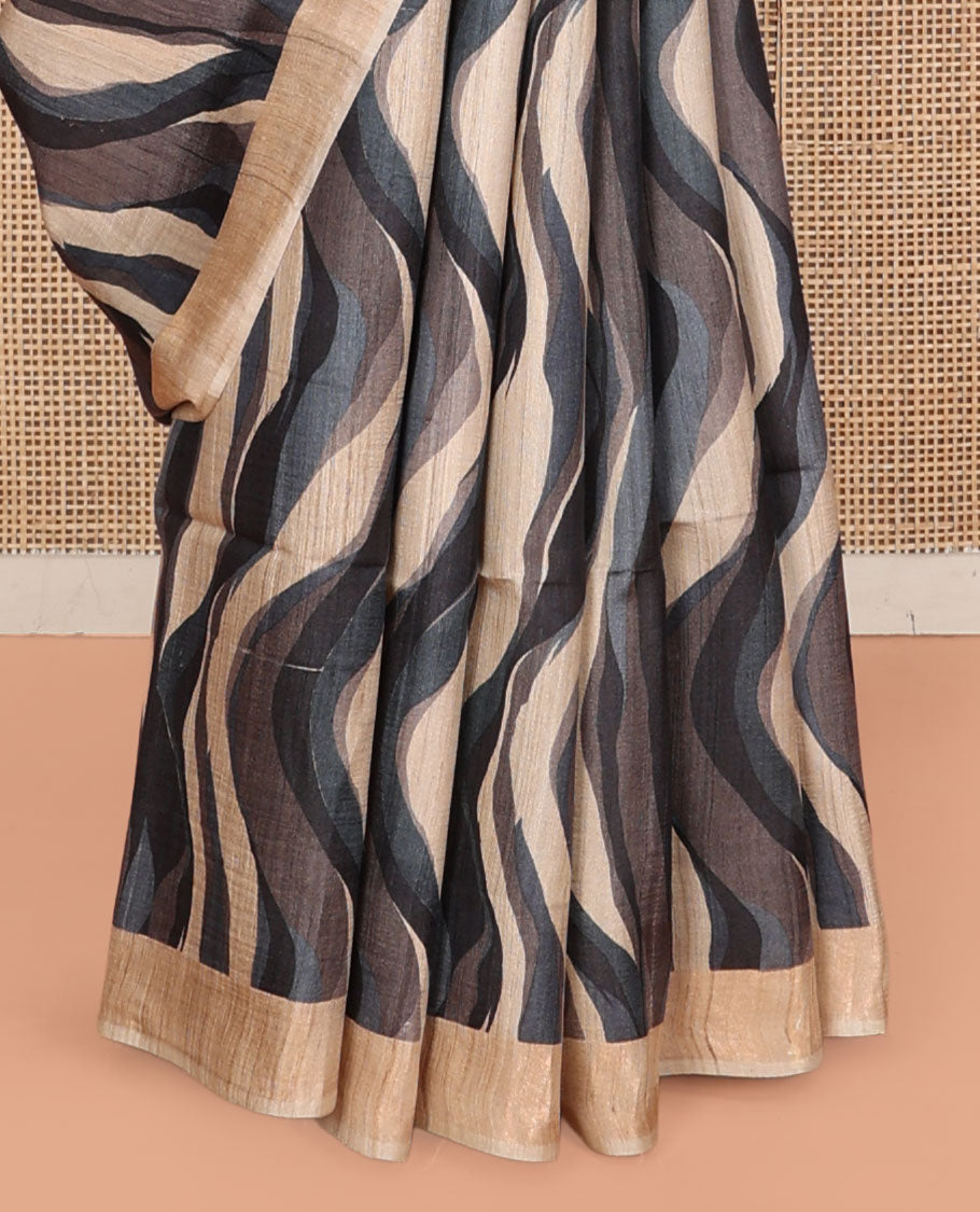 Multi-Color Tussar Silk Saree, Uniquely Detailed with Abstract Print, Complemented by Contrast Border, Plain Pallu, and a Contrast Blouse