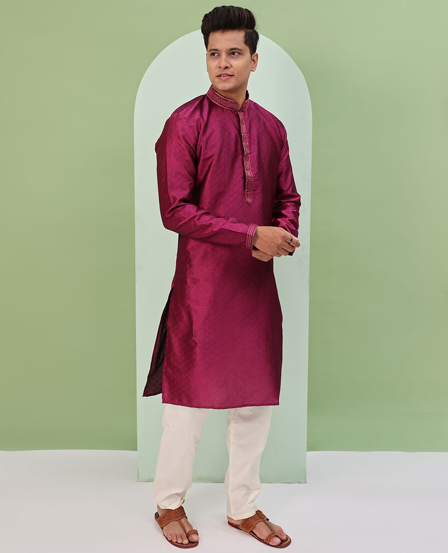 Maroon chevron embossed & neck work full-sleeved kurta