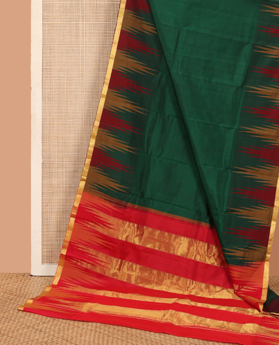 Green plain Bangalore silk saree, contrast temple zari piping border, and temple design pallu