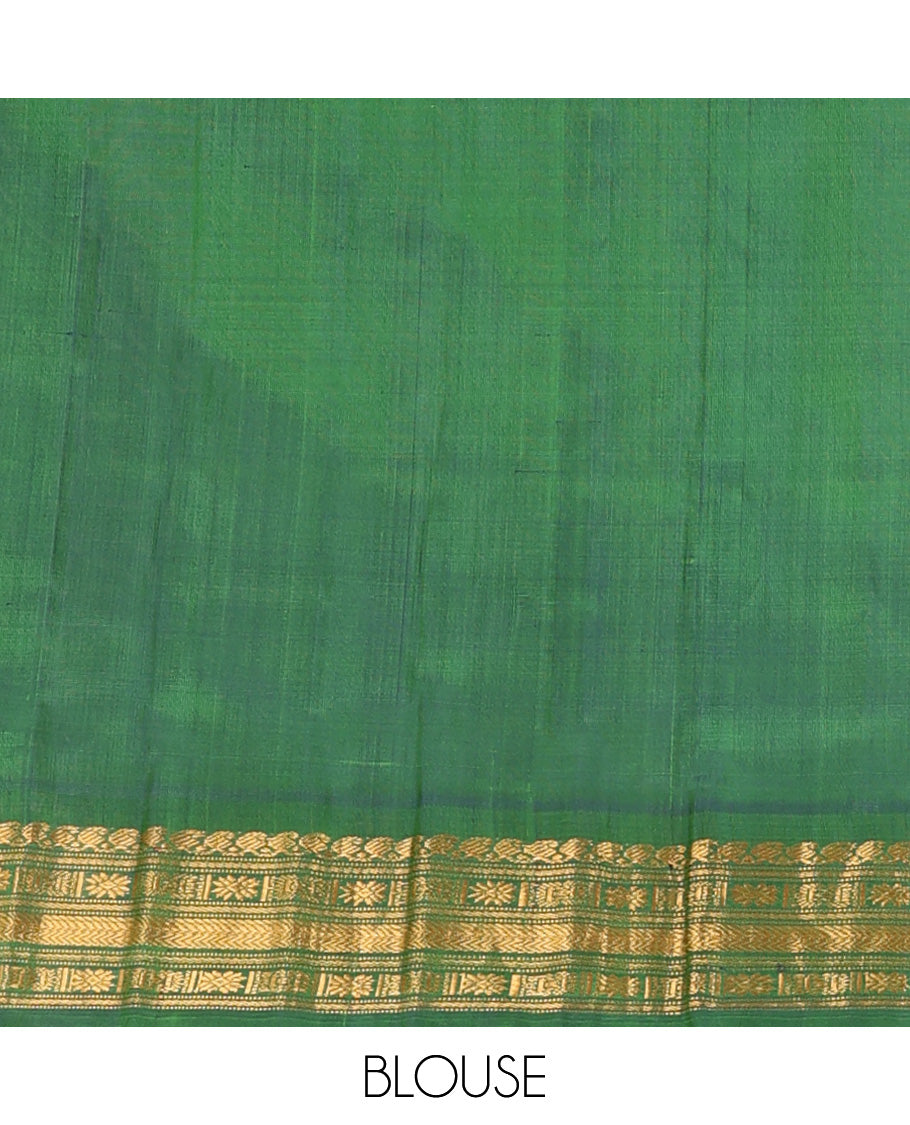 Pink chakram buttas gadwal silk saree, contrast thazampoo rekku border of manga mokku, star kamalam, and vanki designs