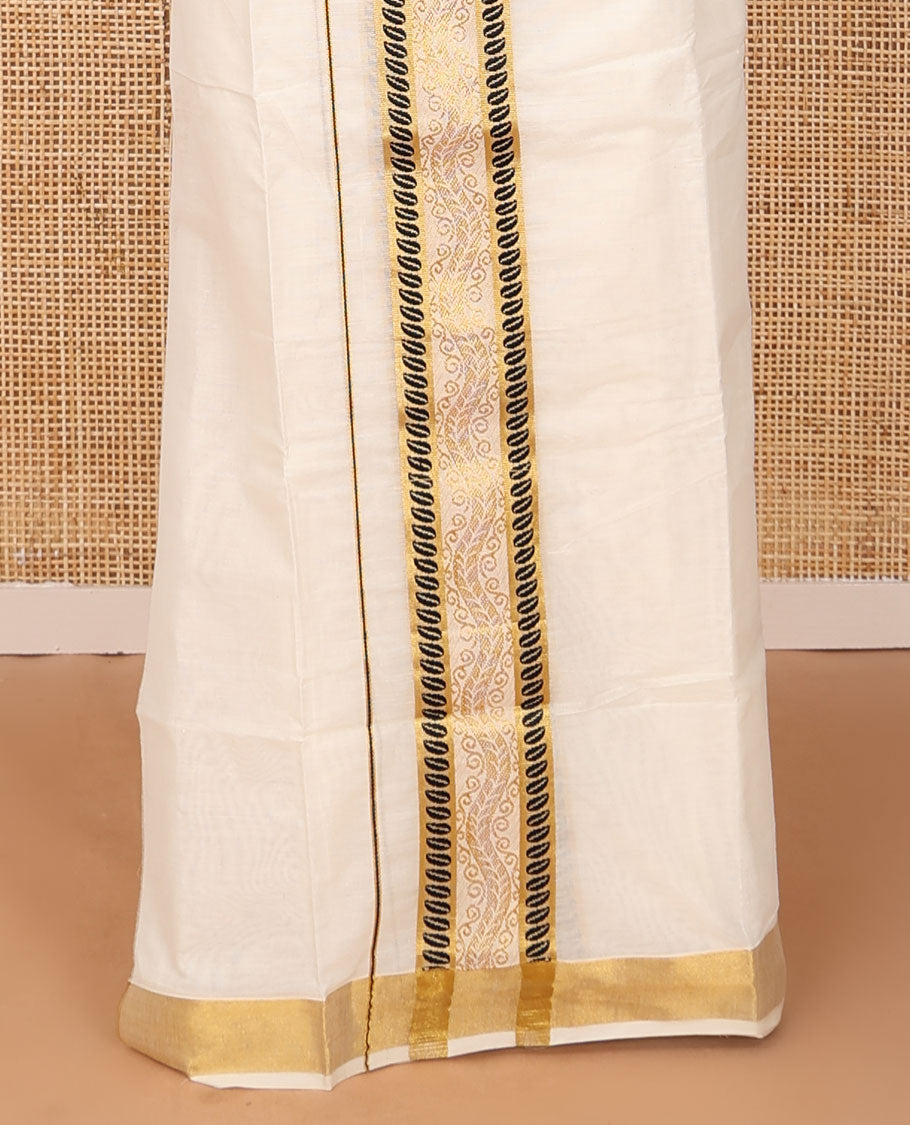 Cream plain Kerala mundu set, zari & thread border