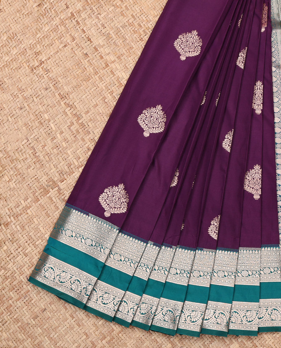 Purple Budget Silk Saree, Mesmerized with Zari Buttas, Complemented by a Contrast Traditional Zari Rettai Pettu Border, Grand Pallu, and Contrast Blouse