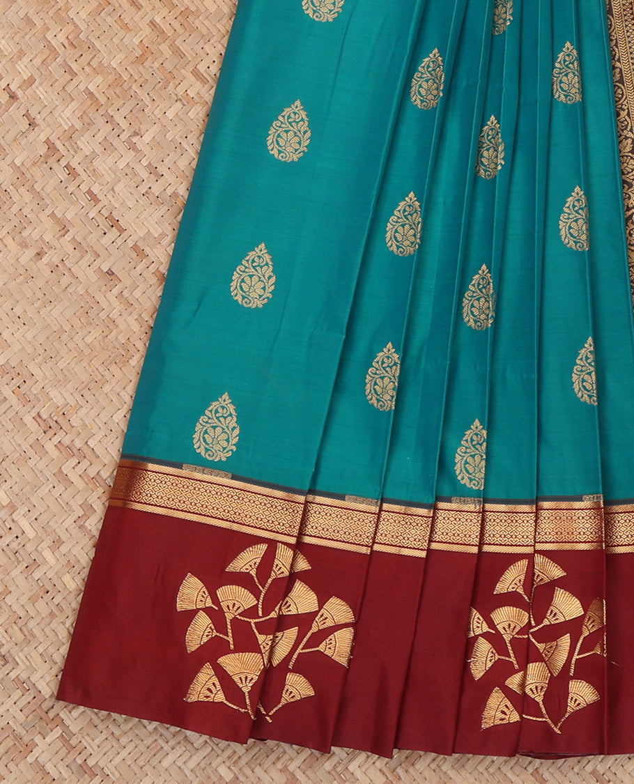 Blue Budget Silk Saree, Adorned with Zari Buttas, Complemented by a Contrast Traditional Zari Border, Grand Pallu, and a Contrast Blouse
