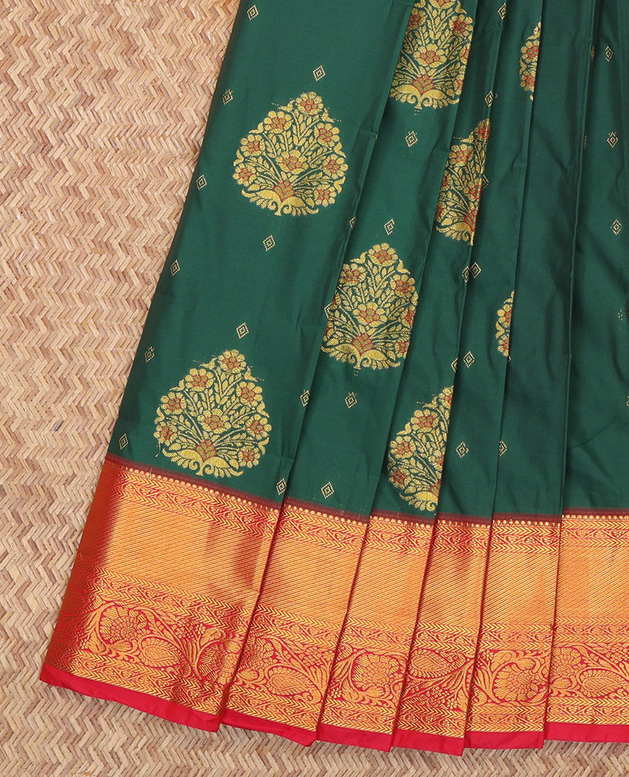 Green Budget Silk Saree, Adorned with Zari Buttas, Complemented by a Contrast Traditional Zari Border, Grand Pallu, and Contrast Blouse