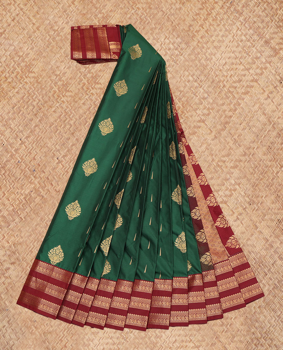 Green Budget Silk Saree, Adorned with Zari Buttas, a Contrast Traditional Zari Border, Grand Pallu, and a Contrast Blouse
