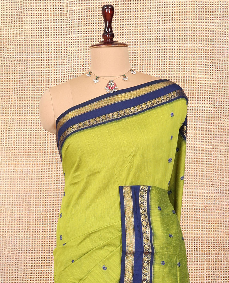 Green Kalyani Cotton Saree, Woven with Thread Buttas, Complemented by a Contrast Rettai Pettu Traditional Border, Traditional Pallu, and a Contrast Blouse