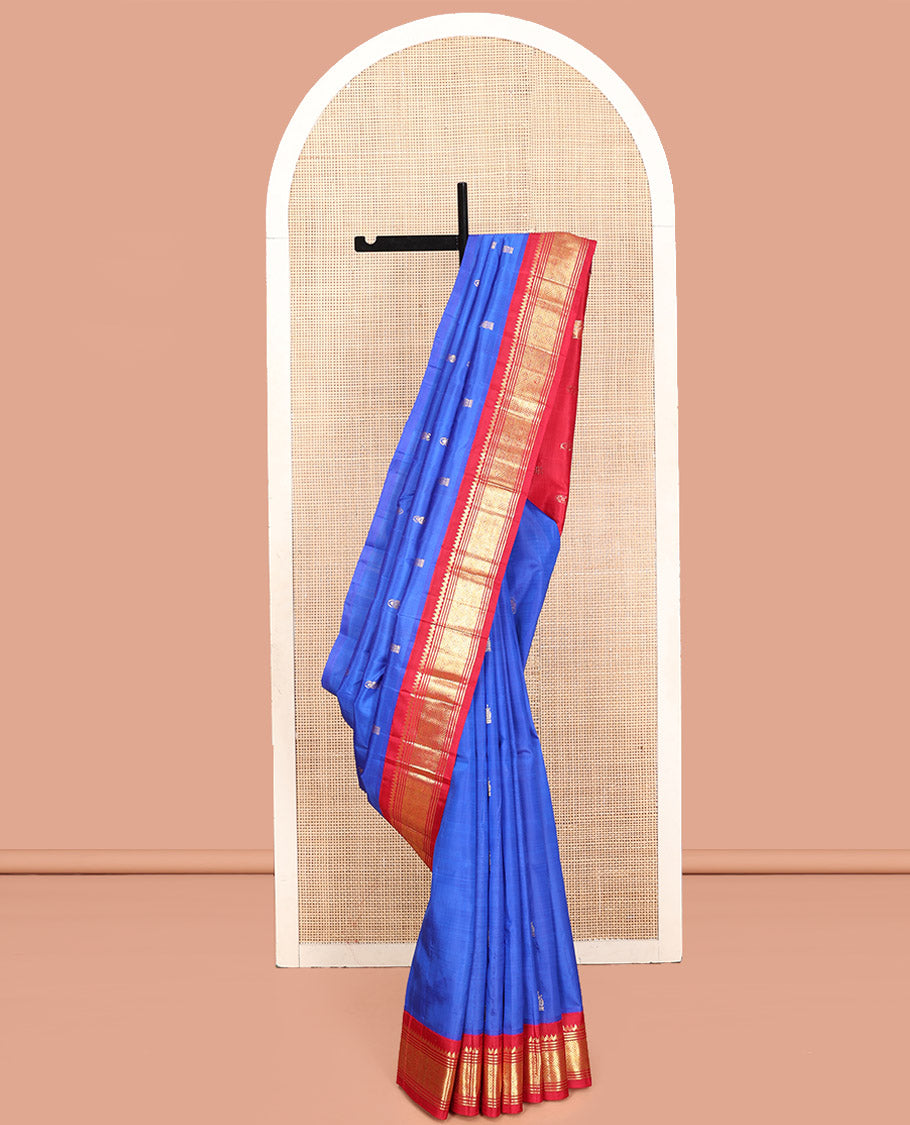Royal Blue Kanchipuram Silk Saree, Adorned with Zari Buttas, Contrast Korvai One-Sided Border of Salngai, Banaras, Muthu, and Jaal, Zari Design Pallu, and No Blouse