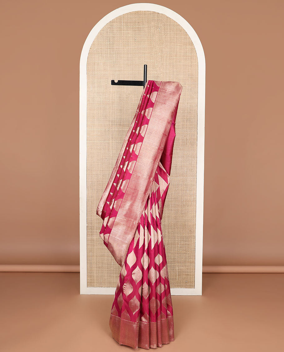 Red geometric design kancheepuram silk saree with self zari border & bhavanji pallu