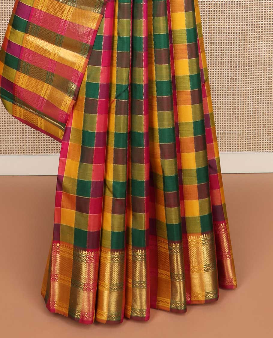 Multi-color palum pazhamum checked Kanchipuram silk saree, zari border of thilakam mokku, muthu, neli, and vanki designs, and zari-rich pallu