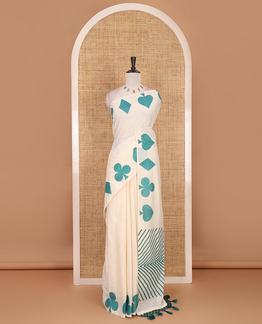 Cream-rama plain Kerala cotton saree, contrast color cards-theme printed border of Diamonds, Clubs, and Spades, leheriya-striped pallu, and plain blouse