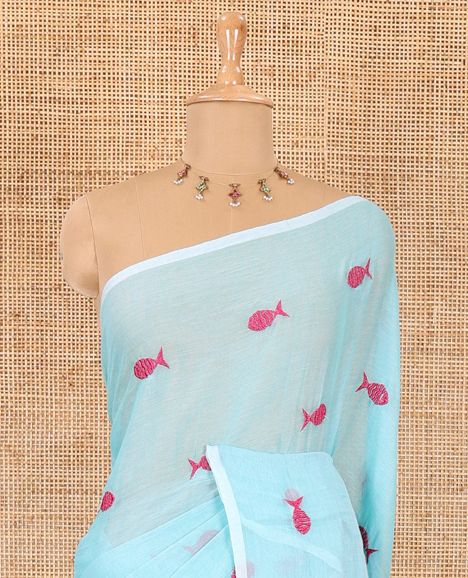 Borderless sea green fish motifs thread embroidered khadi mul cotton saree, fish motifs thread embroidered pallu, and a matching plain blouse