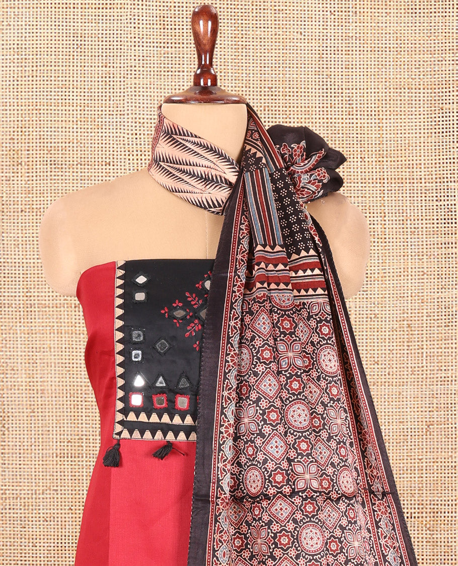 Maroon Material Chudidar Set