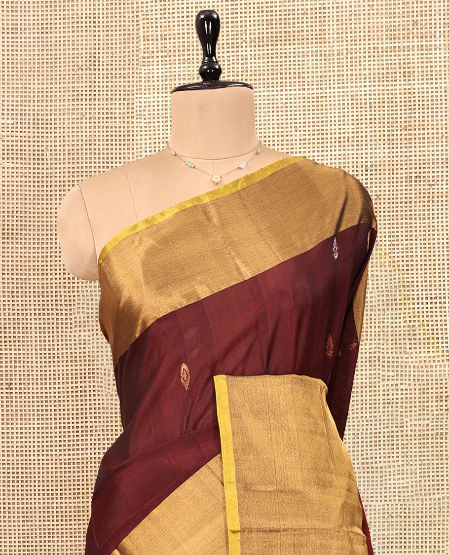 Maroon Uppada Silk Saree, Adorned with Buttas, Contrast Big Zari Border, Buttas Woven Pallu, and a Contrast Blouse