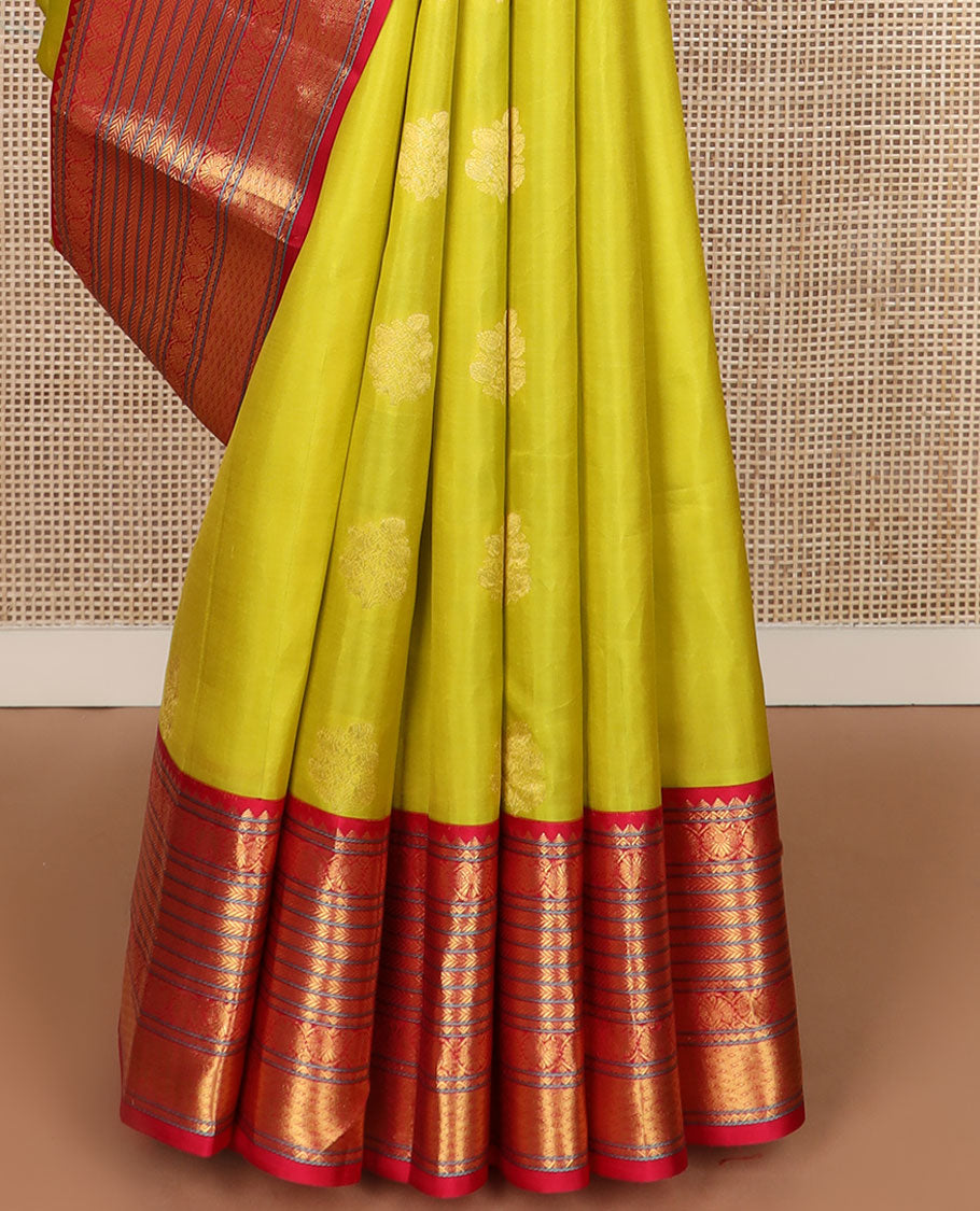 Green zari buttas silk saree, contrast border of rekku,neli,dhavana kodi,kathir & paiyaadi kann & scallop design pallu