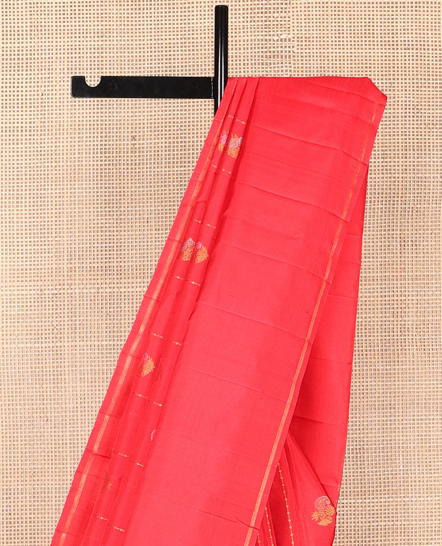 Borderless red kanchipuram silk saree with zari designs, zari-rich jaal pallu
