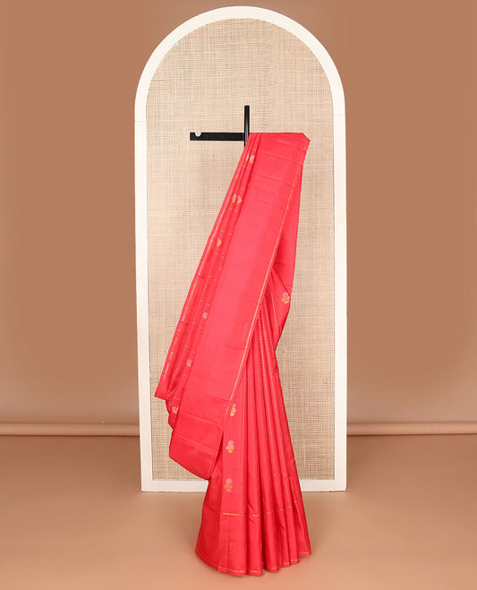 Borderless red kanchipuram silk saree with zari designs, zari-rich jaal pallu