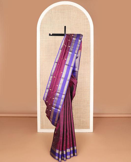 Purple manga & poun buttas Kanchipuram silk saree, contrast rettai pettu border of salngai,godhumai kann,manga,neli & rudraksham & jaal pallu