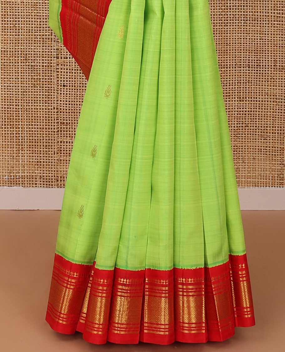 Green zari buttas Kanchipuram silk saree, contrast one-sided korvai border of panner sombu,banaras,muthu & mayil kann & zari design pallu