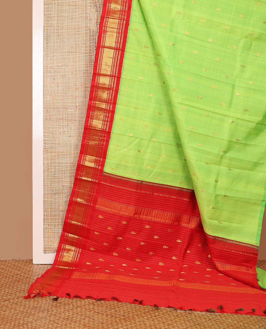 Green zari buttas Kanchipuram silk saree, contrast one-sided korvai border of panner sombu,banaras,muthu & mayil kann & zari design pallu