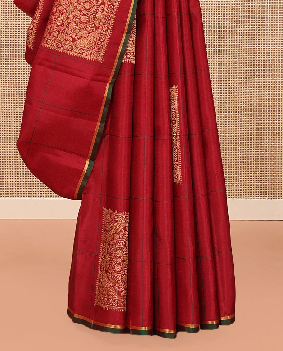 Borderless Red Kanchipuram Silk Saree, Accentuated with Big Decorated Square Buttas Enclosed Checks on its Body, Complemented by a Contrast Pallu of Jaal Designs, and Paired with a Contrast Blouse