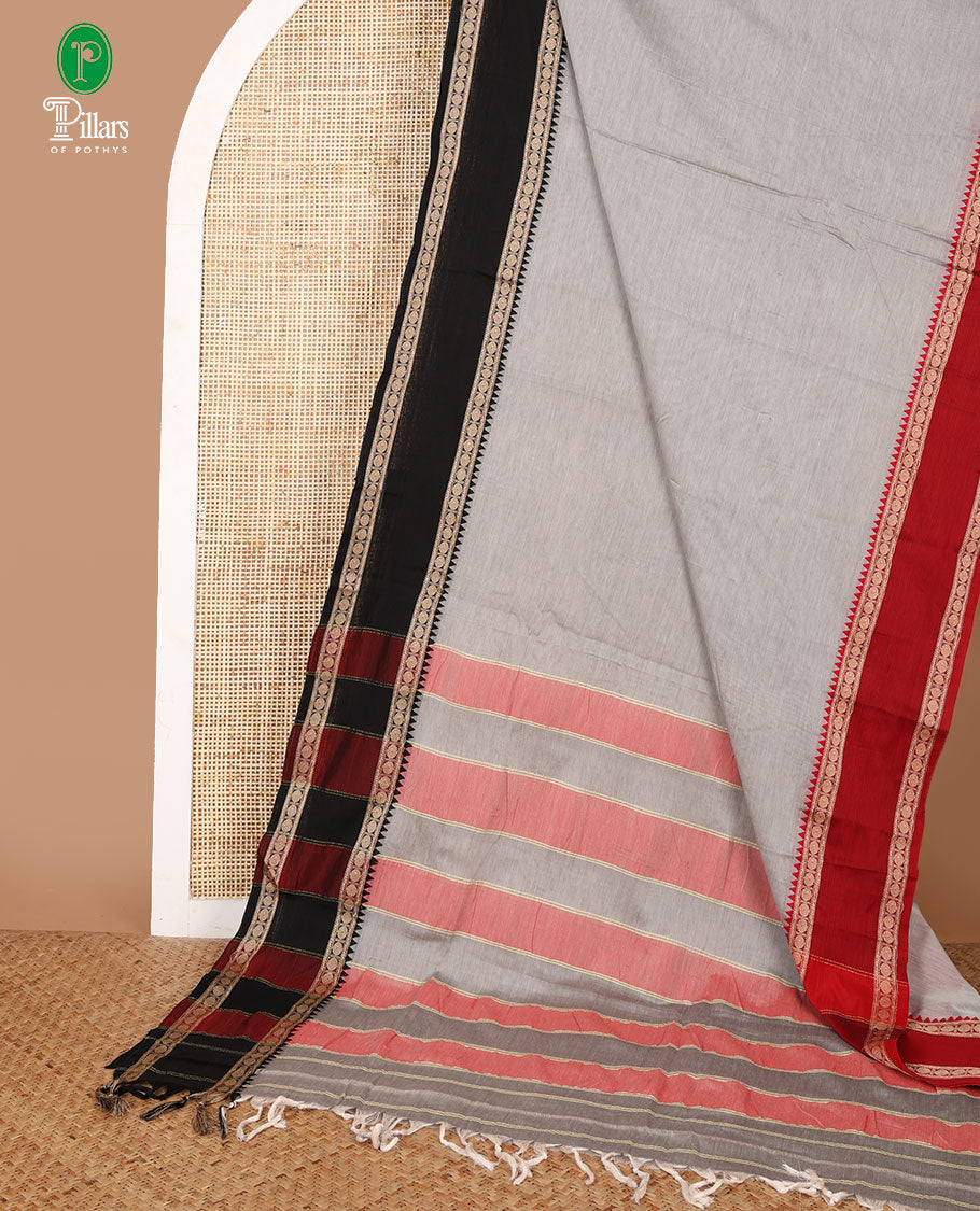 Grey mercerised cotton saree with ganga jamuna, rettai pettu thread border & seer pallu along with running blouse