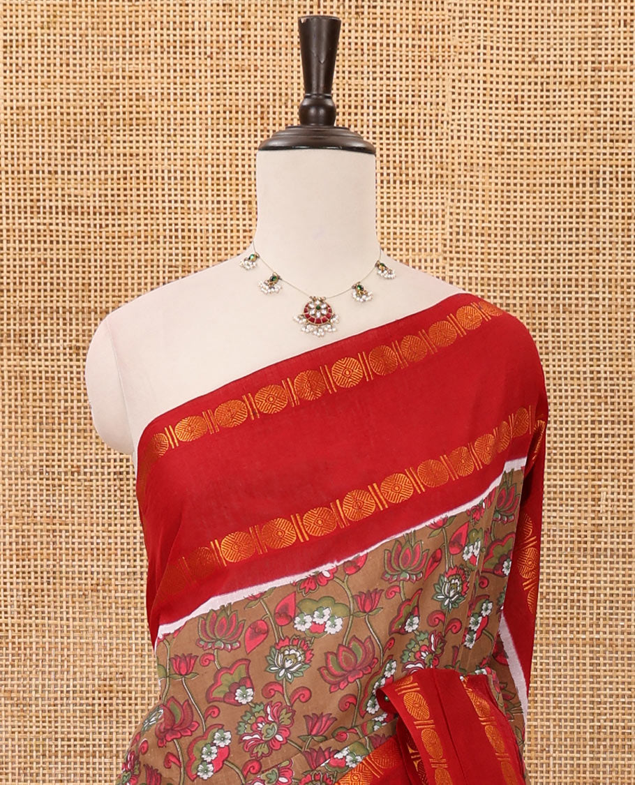 Grey lotus design printed sungudi cotton saree, contrast rettai pettu zari border, geometric pallu & running blouse
