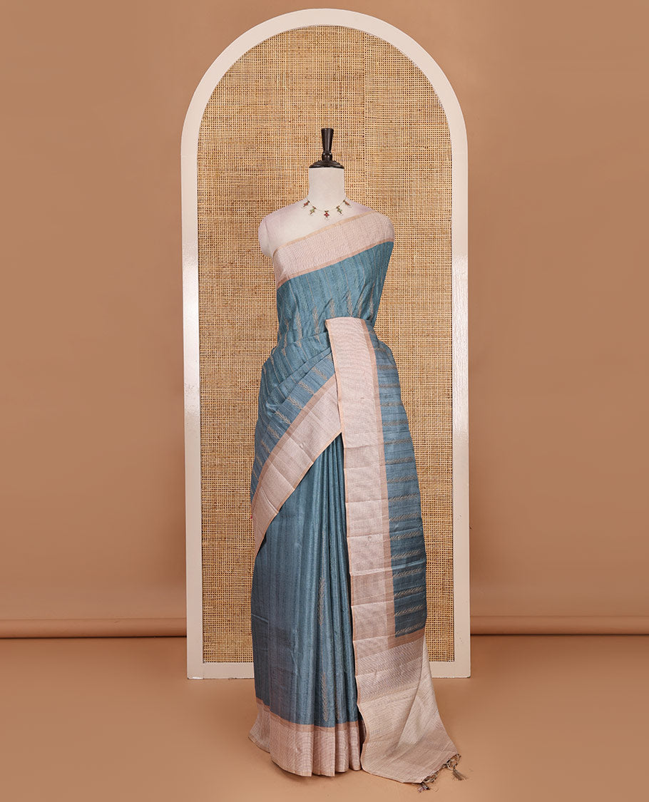 Green floral vines thread embroidered Tussar saree, contrast Thread border, plain pallu, and contrast blouse