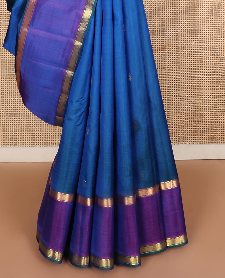 Blue zari buttas Kanchipuram silk saree, contrast rettai pettu zari border of muthu designs, and zari design pallu