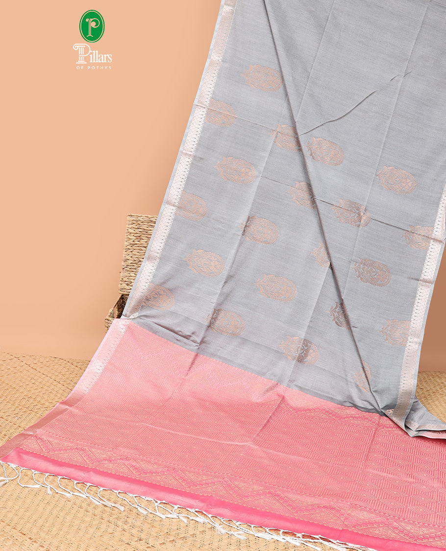 Blue metalic thread soft silk saree with contrast rama green pallu contrast plain blouse