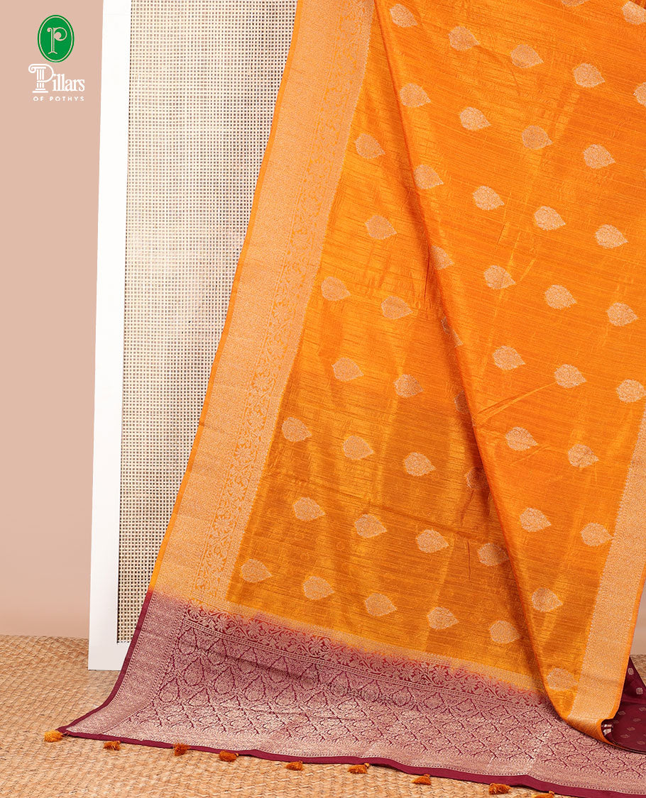 Yellow banaras style butta linen saree with zari border & contrast pallu along with contrast blouse