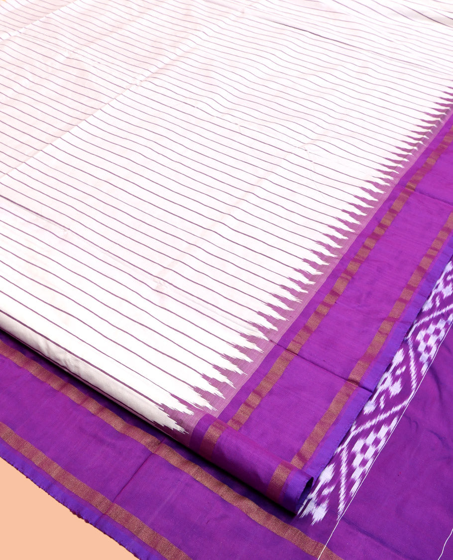 Cream Striped Pochampally Ikat Silk Saree, Complemented by a Contrast Ganga-Jamuna Border, Jaal Pallu, and a Contrast Blouse