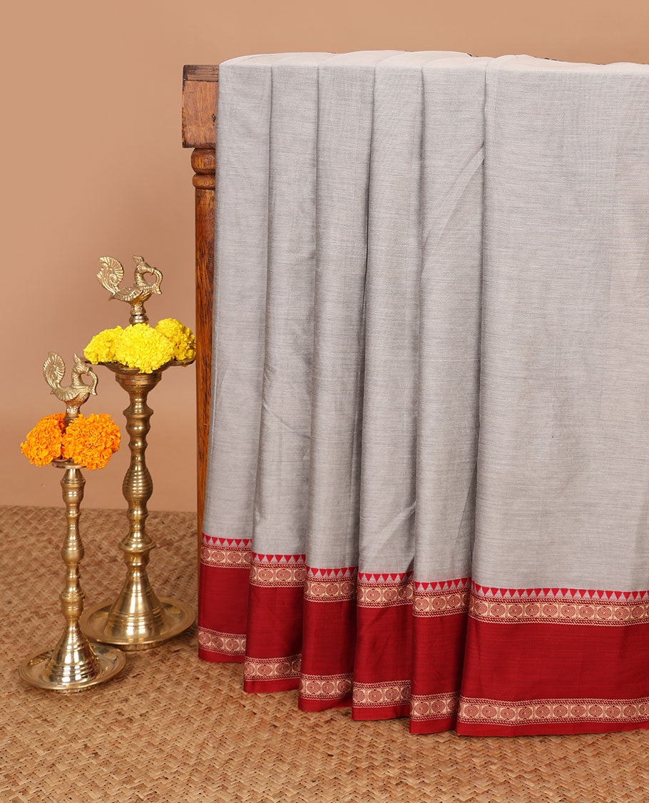 Grey mercerised cotton saree with ganga jamuna, rettai pettu thread border & seer pallu along with running blouse