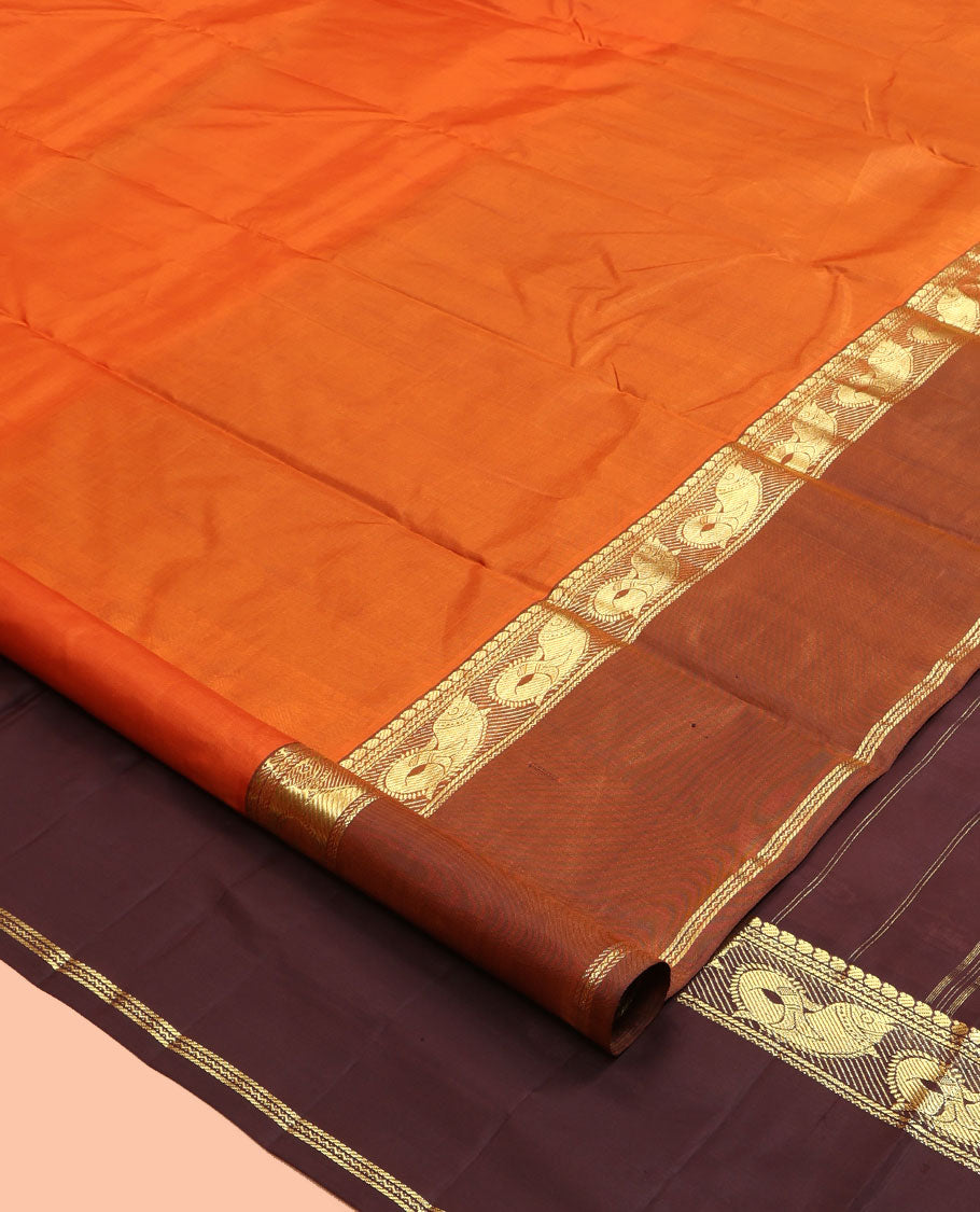 Orange Kanchipuram Silk Saree, Woven with Buttas, Complemented by a Contrast Rettai Pettu Meen Motif Border, Pallu of Zari Design, and Contrast Blouse