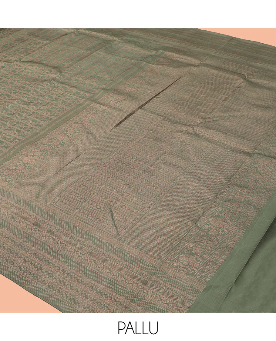 Green Kanchipuram Wedding Silk Saree, Mesmerized with Jacquard Design, a Sparsely Woven Traditional Zari Border, Grand Pallu, and a Matching Blouse