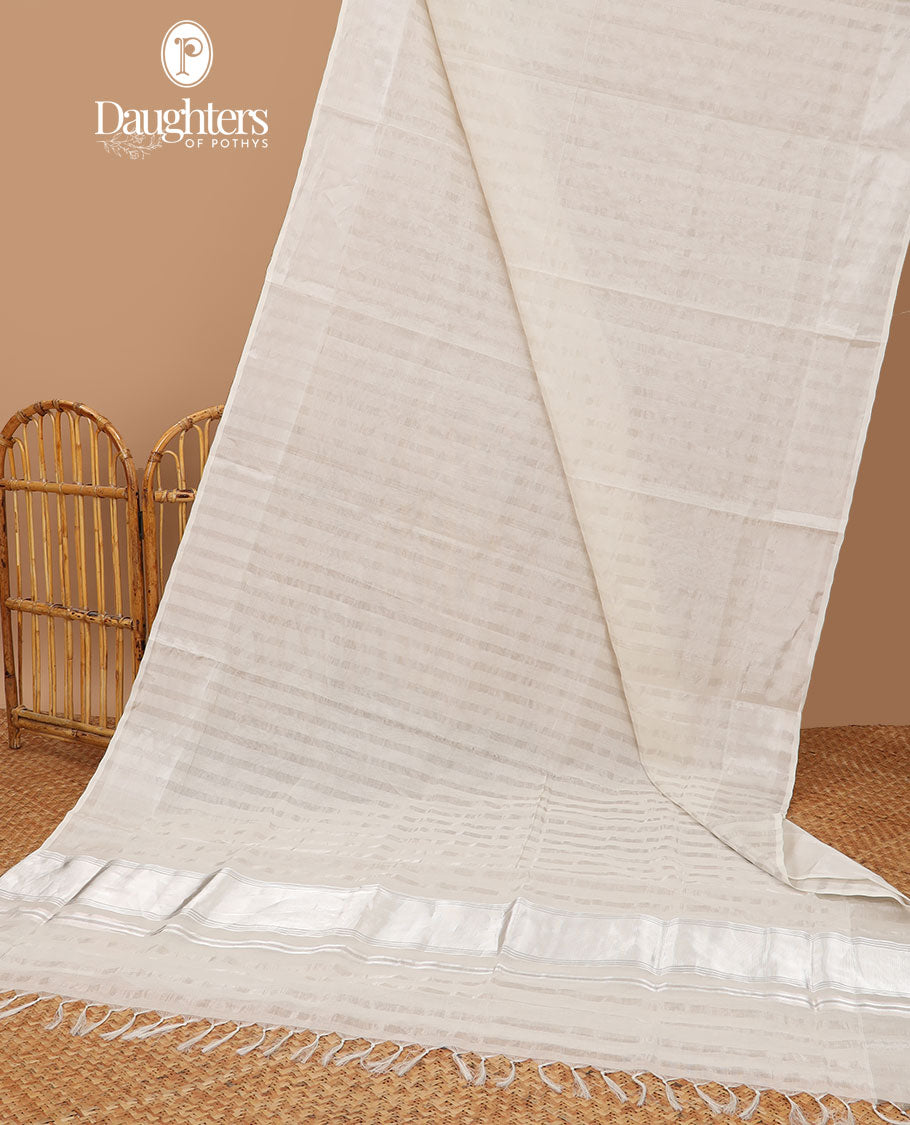 Borderless White striped kasavu saree & sliver zari striped pallu